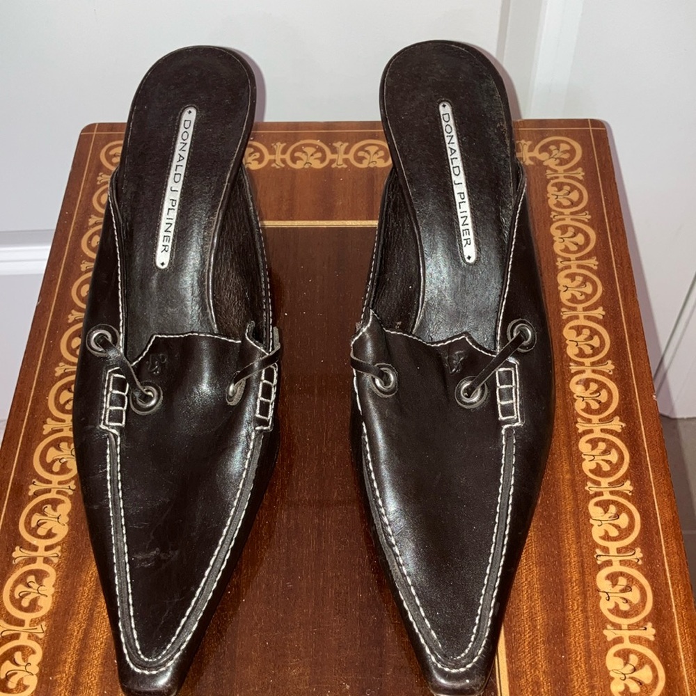 Donald Pliner 8  Brown  Leather Shoes Mules